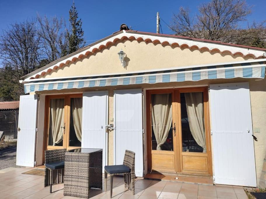 Studio Haut-Pays-Grasse Valderoure Exterior foto